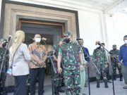 PPT Seruni Dampingi Keluarga TNI Korban Penembakan Banyumanik