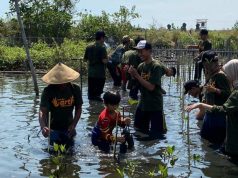 Ikut Menjaga Kelestarian Lingkungan, BEM FSH Unisnu Jepara Tanam 400 Bibit Mangrove