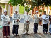 Masjid Baitu Hidayatittaqwa Petekeyan Qurban 12 Ekor Sapi dan Kerbau