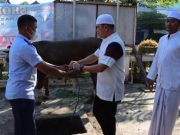 Kapolres Tegal Kota Serahkan Hewan Kurban ke Takmir Masjid Darul Faizin Aspol R Suprapto