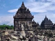 Puisi-Puisi Candi