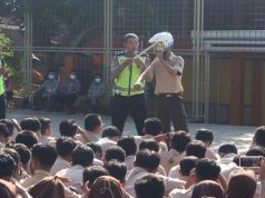 Polres Kebumen Sosialisasi Penggunaan Helm ke Pelajar, Ini Manfaatnya