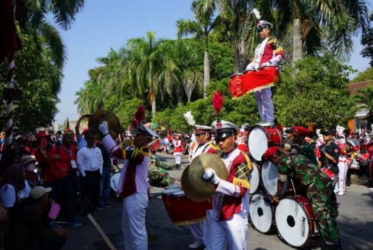 Karnaval HUT Ke-77 RI Tingkat Kabupaten Blora Meriah dengan Penampilan Marching Band SMAN 1 Cepu