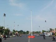 Fenomena Tak Patut, Tiang Bendera di Tengah Jalan Pancasila Kota Tegal