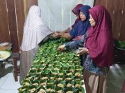 Guyubkan Warga Lewat Festival Bubur Suro di Pekalongan