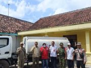 Kemarau Sudah Datang, PMI Melakukan Droping Air Bersih di Wilayah Kekeringan
