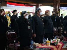 Peringatan 72 Tahun Provinsi Jateng di Blora Diwarnai Busana Adat Samin