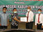 Perusahaan Daerah Air Minum Beri Penghargaan Kejaksaan Negeri Magelang