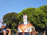 Dapat Apresiasi Djarum Foundation, Dewa Ayu Firsty, Pembawa Bendera Pusaka Diarak Keliling Kudus
