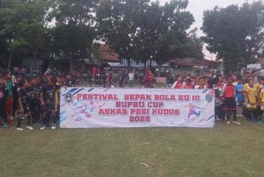 Kalahkan SSB Djarum, SKU Sukses Juarai Turnamen SSB U-10 Piala Bupati Kudus