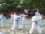 UKM Karate USM Gelar Latihan Alam