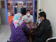 Masyarakat Datangi Posko Pengaduan Keberatan Tercantum Sebagai Anggota Partai Politik