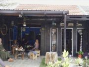 Warga Tidak Mampu ‘Tuku Lemah Oleh Omah’, Kok Bisa?