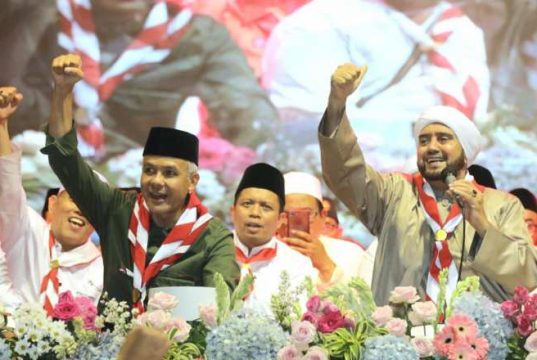 Ganjar dan Habib Syech Ajak Pramuka Jateng Ikut Bergerak Menjaga Ketahanan Pangan