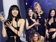 Tak Mau Kalah dengan Grupnya, Lisa Blackpink Juga Boyong Penghargaan Best K-Pop