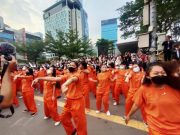 Flashmob Tahanan di Stasiun Sudirman Even Promo Film Miracle In Cell No.7