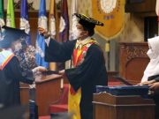 1.017 Sarjana Baru Lulusan UNS Diwisuda, Doktor Termuda Usia 33 tahun 7 bulan