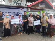 LAZ ANNUR PT. IP Semarang Gandeng IZI Jateng Beri Bantuan Lapak Berkah Warga Tanjungmas