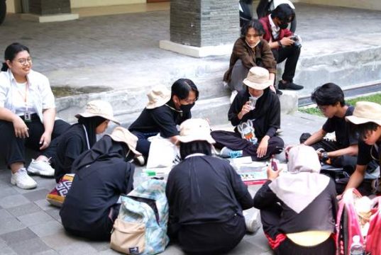 Sambut Mahasiswa Baru, Ini yang Dilakukan Prodi DKV-ISI Surakarta