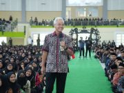 Gubernur Meriahkan Pekan Taaruf Mahasiswa Baru Unissula