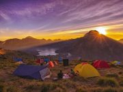 Enam Rekomendasi Tempat Wisata Alam Indonesia yang Wajib Dikunjungi