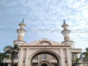 Kisah Mbah Roboyo dan Gapura Paduraksa Masjid Wali Robayan