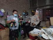 Gencarkan Operasi Pekat, Polres Kudus Sita Ratusan Botol Miras