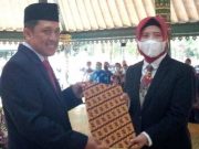 Nani Tri Astuti Dilantik Jadi Dirut Bank Wonosobo Periode 2022-2026, Siapa Dia?