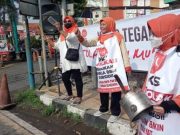 Kader PKS Kota Tegal Demo Tolak Kenaikan Harga BBM