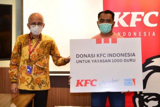 KFC Indonesia Serahkan Donasi Rp 150 Juta ke Yayasan 1.000 Guru