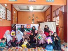 Audio Busy Book, Unisnu Ajak Guru Menggunakan Terobosan Media Berkomunikasi Bahasa Inggris