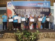 SMA Negeri 2 Pati Juarai Festival Musikalisasi Puisi se-Jateng 2022