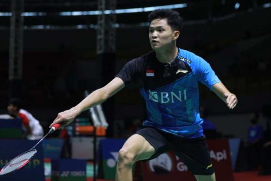 Kurang Fit, Bobby Tetap Menang