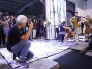 Buka Pameran Foto Jawimajinasi, Ganjar Berimajinasi Karya Foto dalam Kain Dijadikan Baju