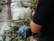 Perajin Anyaman Tewas Kecebur Sungai Saat Mengambil Daun Pandan