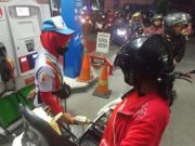 Dikiranya Harga Pertalite Mau Naik, Warga Grobogan Antre Panjang di SPBU