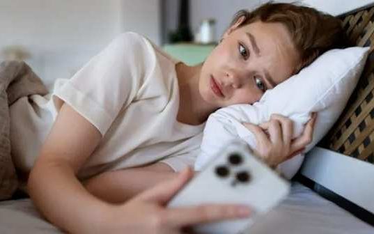 Manfaat Digital Detox yang Dapat Dirasakan Tubuh Salah Satunya Meningkatkan Konsentrasi