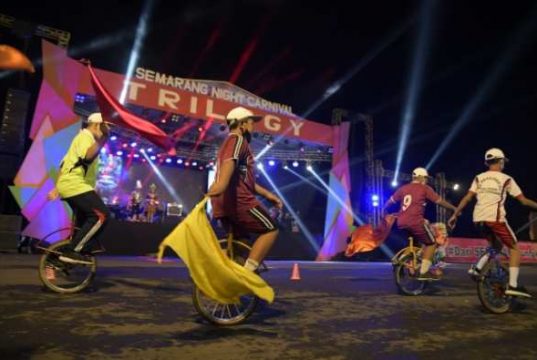 Pemkot Semarang Gelar Semarang Flower Festival Pertama di Jawa Tengah