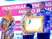 Bupati Pacitan Terima Dua Penghargaan Dari Kemendes PDTT