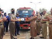 Tingkatkan Layanan, Pemkab Brebes Terima Hibah Mobil Damkar