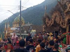 Di Festival Lima Gunung XXI, Yenni Wahid Pimpin Doa Bagi Korban Kerusuhan Suporter Bola festival Lima Gunung