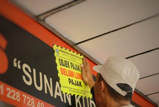 Tingkatkan Ketaatan Wajib Pajak, BPPKAD Kudus Lakukan Penertiban Reklame Tak Berizin