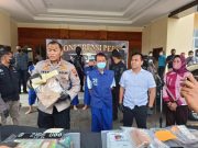 Ayah Marah Anak Tirinya Pacaran, Paksa Berbuat Intim untuk Buktikan Keperawanan