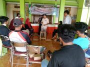 Kreativitas Warga Wantilgung Blora, Limbah Tali Plastik Diolah Jadi Keranjang Cantik