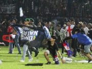 Duka Mendalam Ganjar Pranowo untuk Korban Tragedi Suporter di Malang