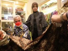 Ganjar Dorong Pengembangan Kampung Wisata Batik Kauman