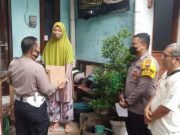 Polsek Serengan Solo Bagikan Puluhan Paket Sembako