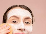 Lima Tips Membersihkan Makeup yang Tepat