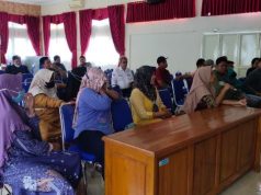 Ibu-Ibu Geruduk Kantor Dinas Peternakan dan Perikanan Grobogan, Minta Kandang Ayam Ditutup