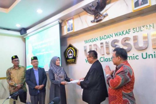 Alumni Doktor Manajemen Unissula Raih Gelar Profesor